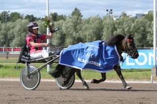 Jokimäen Citruuna sijoittui vuoden 2021 Ponikuninkuusraveissa kokonaiskilpailun kakkoseksi. Kuva: Hippos / Roope Kiviranta.