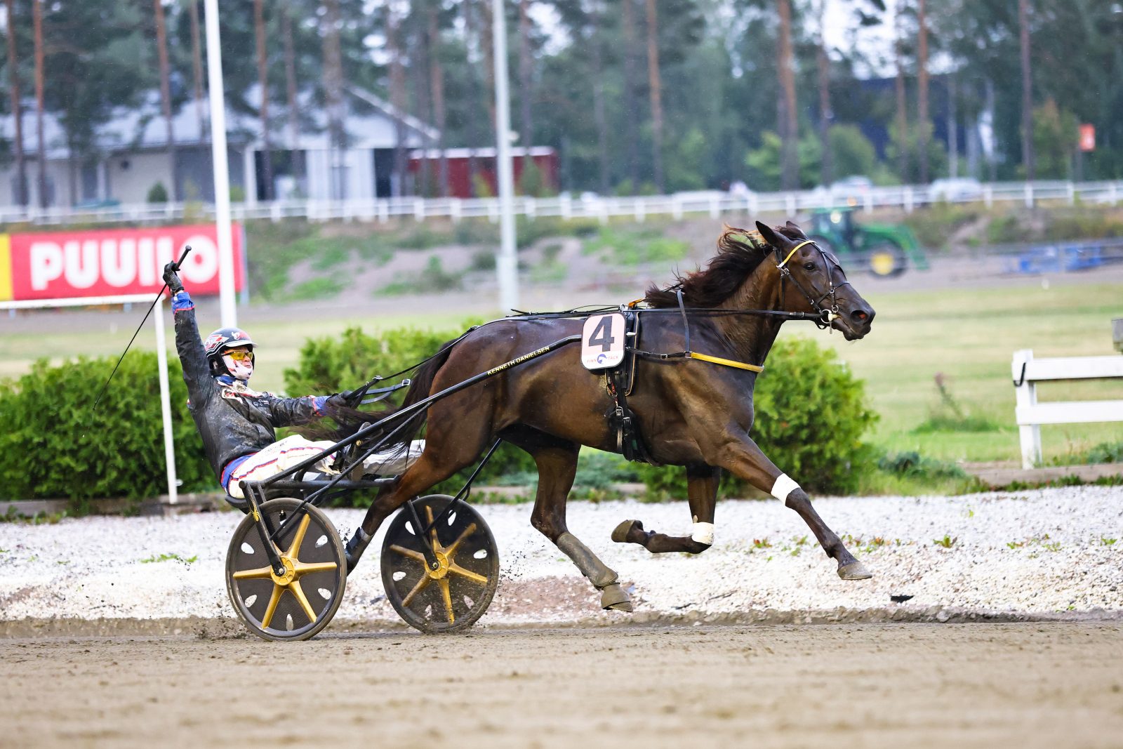 Kenneth Danielsen ja Dusktodawn Boogie